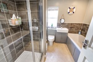 Photo 16- click for photo gallery